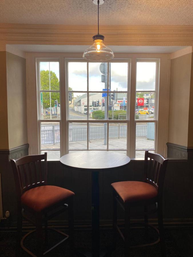 The County Hotel Haverfordwest Εξωτερικό φωτογραφία