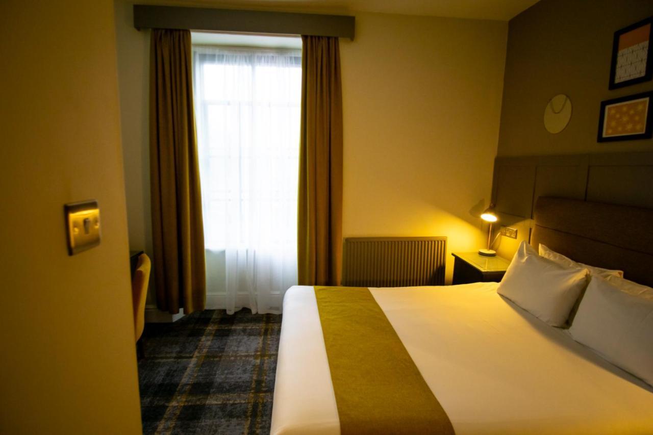 The County Hotel Haverfordwest Εξωτερικό φωτογραφία