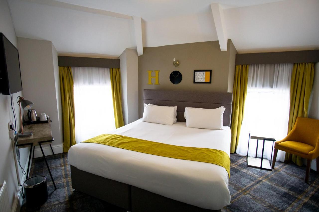 The County Hotel Haverfordwest Εξωτερικό φωτογραφία