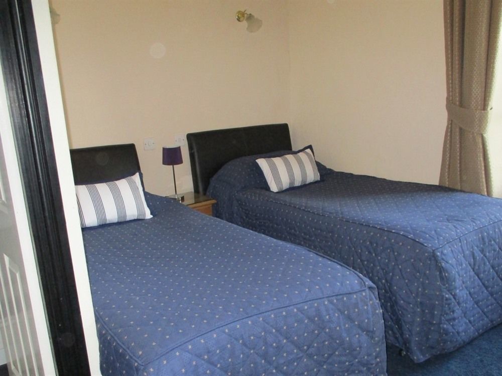 The County Hotel Haverfordwest Εξωτερικό φωτογραφία
