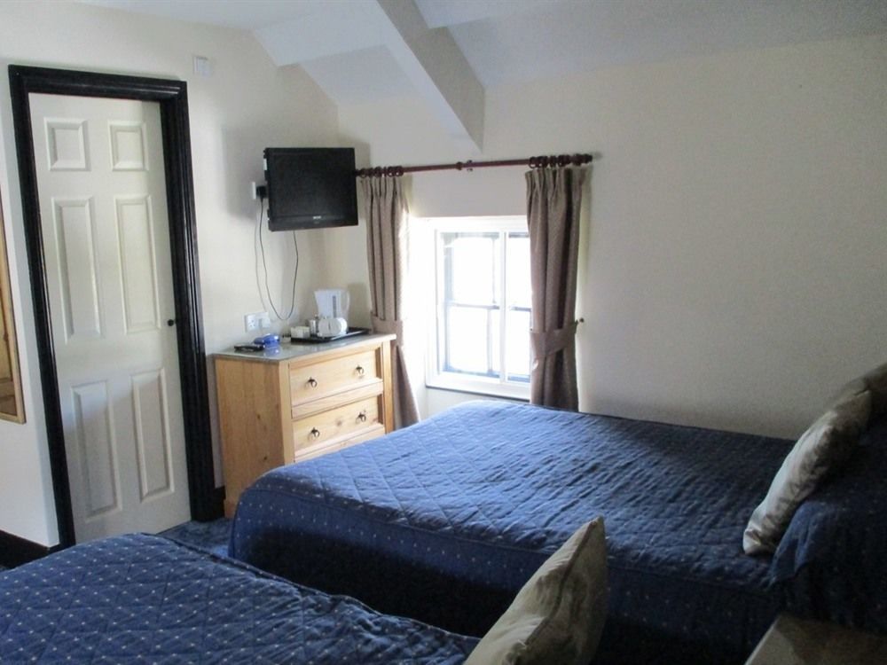 The County Hotel Haverfordwest Εξωτερικό φωτογραφία